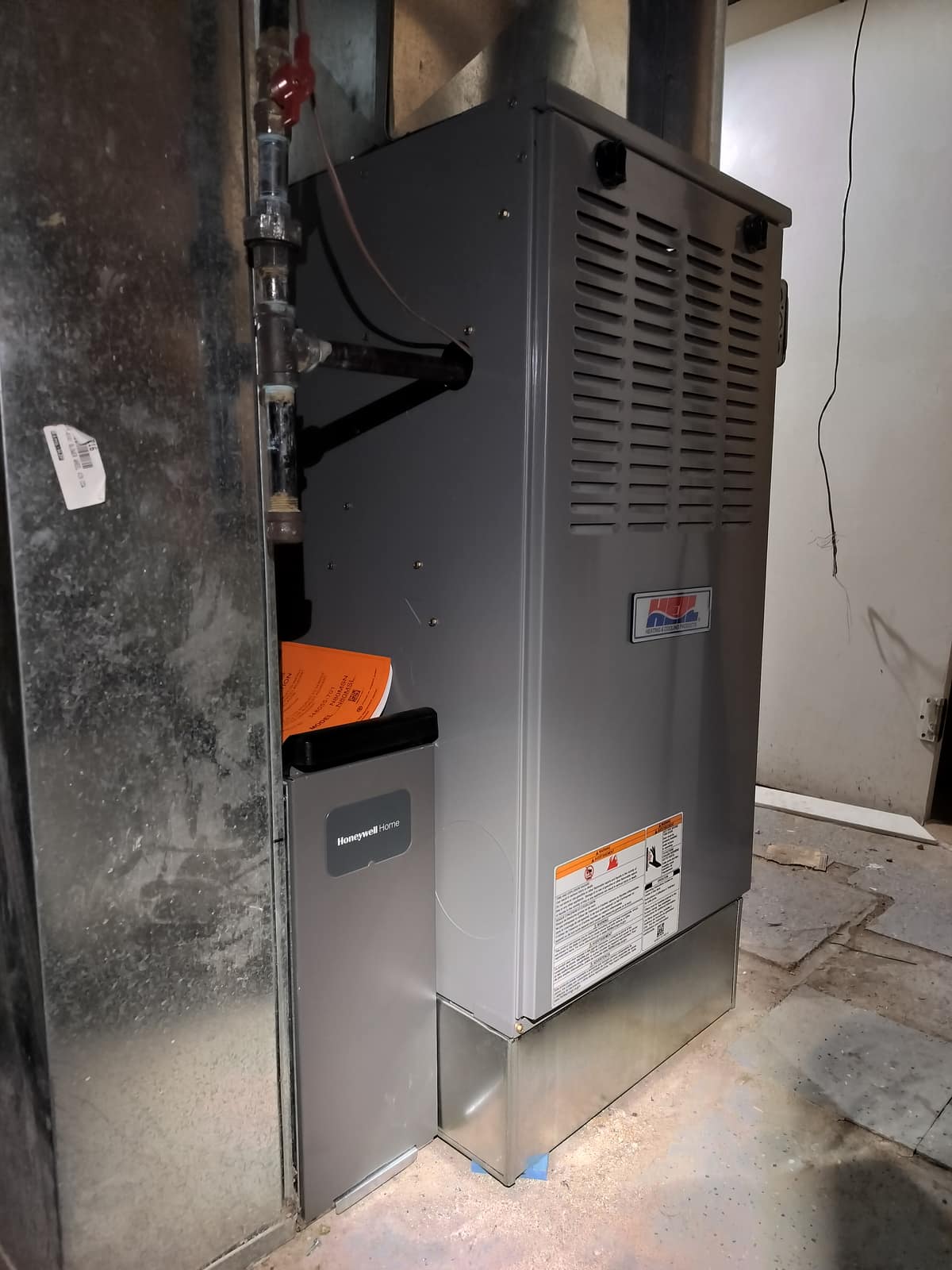 High-efficiency furnace and coil installation by American Mechanical Works in Glenview, IL