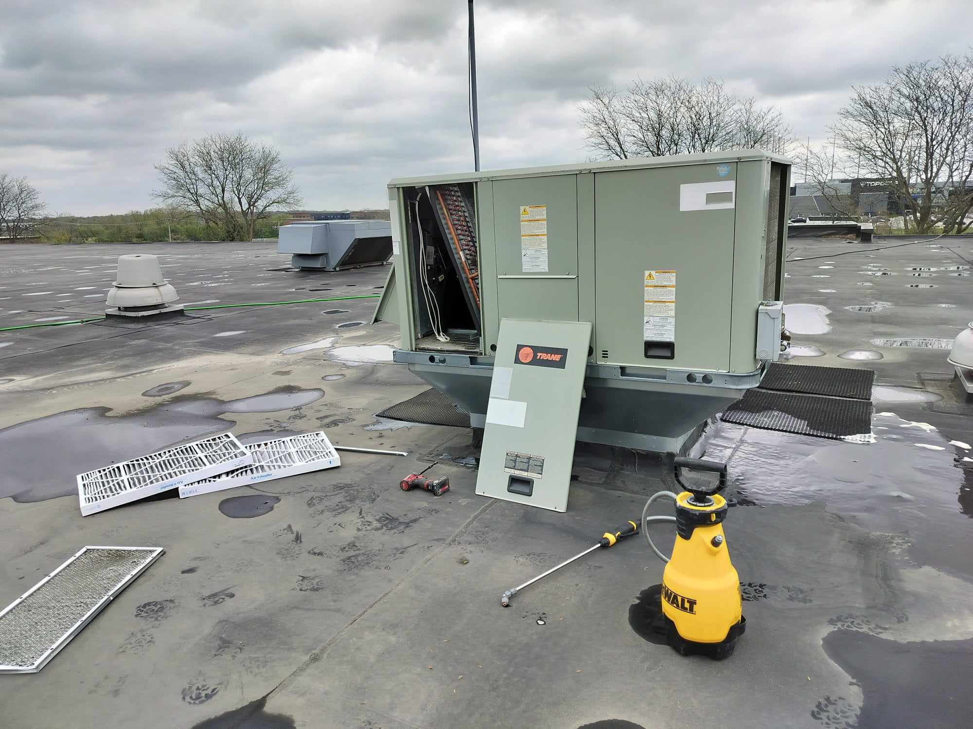 HVAC preventive maintenance by American Mechanical Works